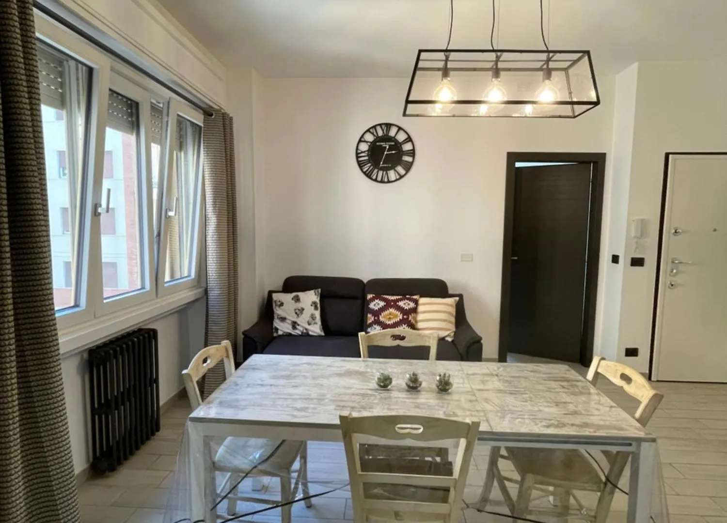 La Casa Graziosa • San Siro Stadio/City Life Milan Apartment